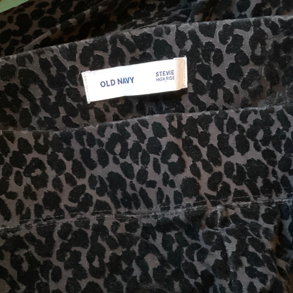 Old Navy Black Leopard Print High Rise Pants